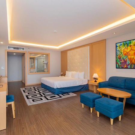 Vung Tau Riva Hotel Esterno foto