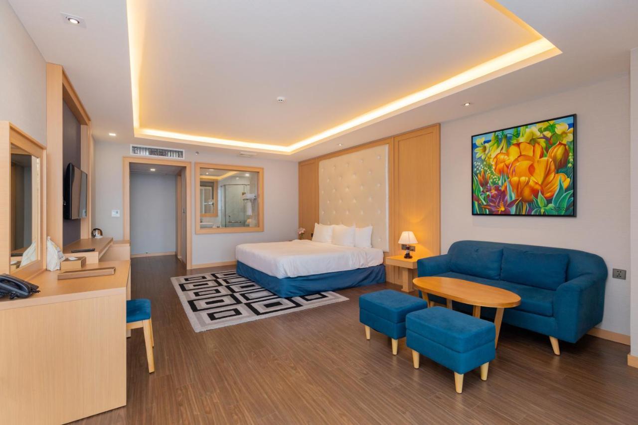 Vung Tau Riva Hotel Esterno foto