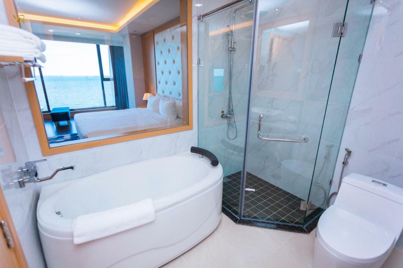 Vung Tau Riva Hotel Esterno foto